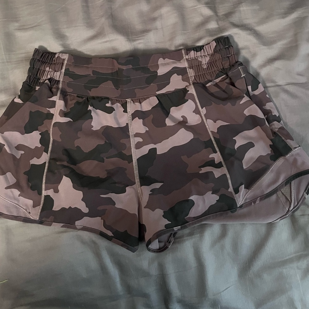 ‼️RARE‼️ Lululemon Hotty Hot 2.5 inch